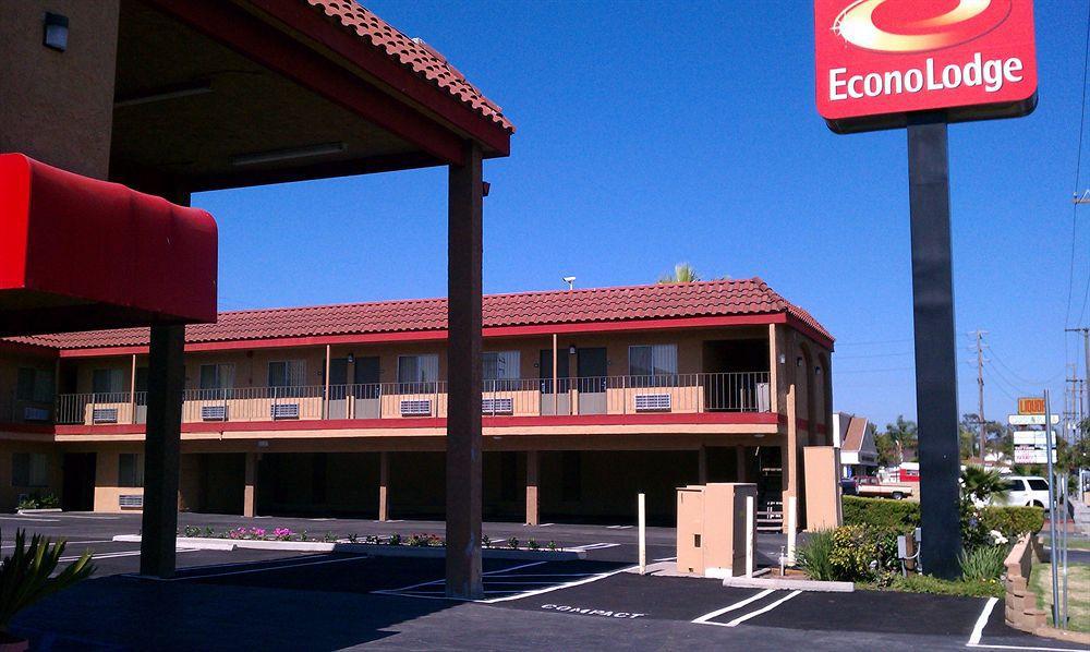 Rodeway - Angeles South Carson