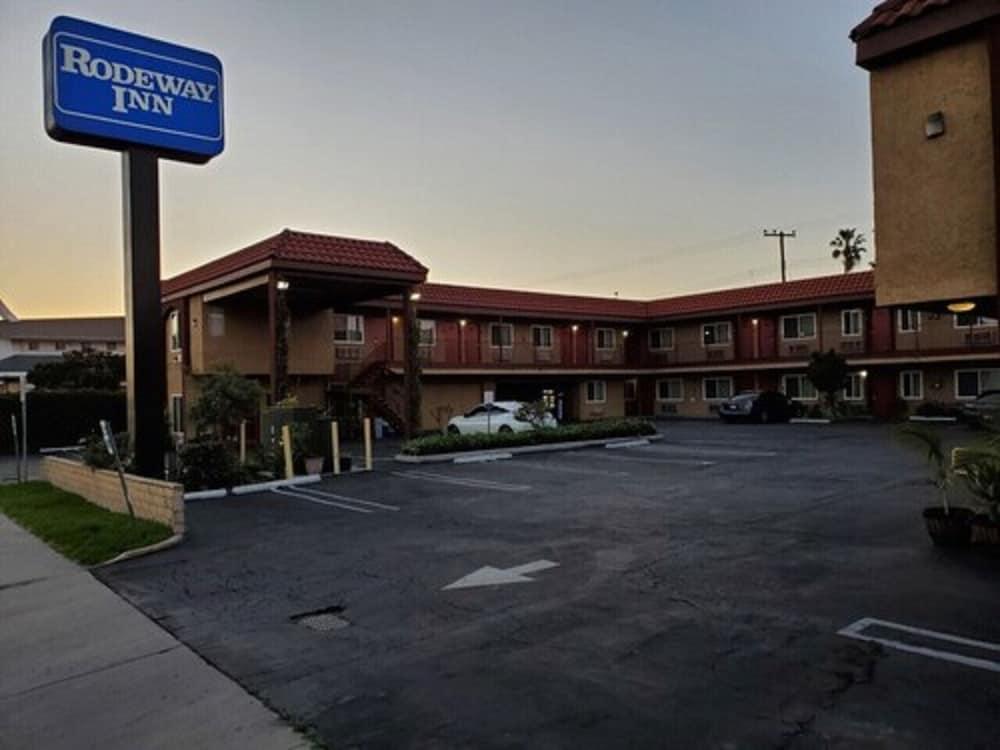 Rodeway - Angeles South